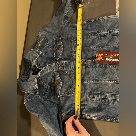 Wrangler X Yellowstone Denim Jacket NEW - Picture 8 of 10
